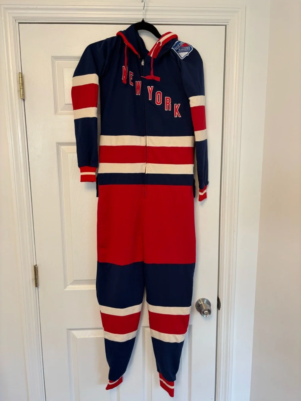 Hockey Sockey New York Rangers NHL Fleece Onesie Youth Large